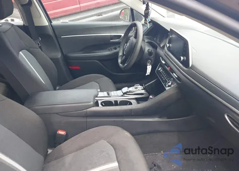 2021 Hyundai Sonata Se z USA, uszkodzony, nr VIN 5NPEG4JA5MH097172